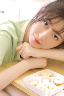 《艳妇荡乳》
